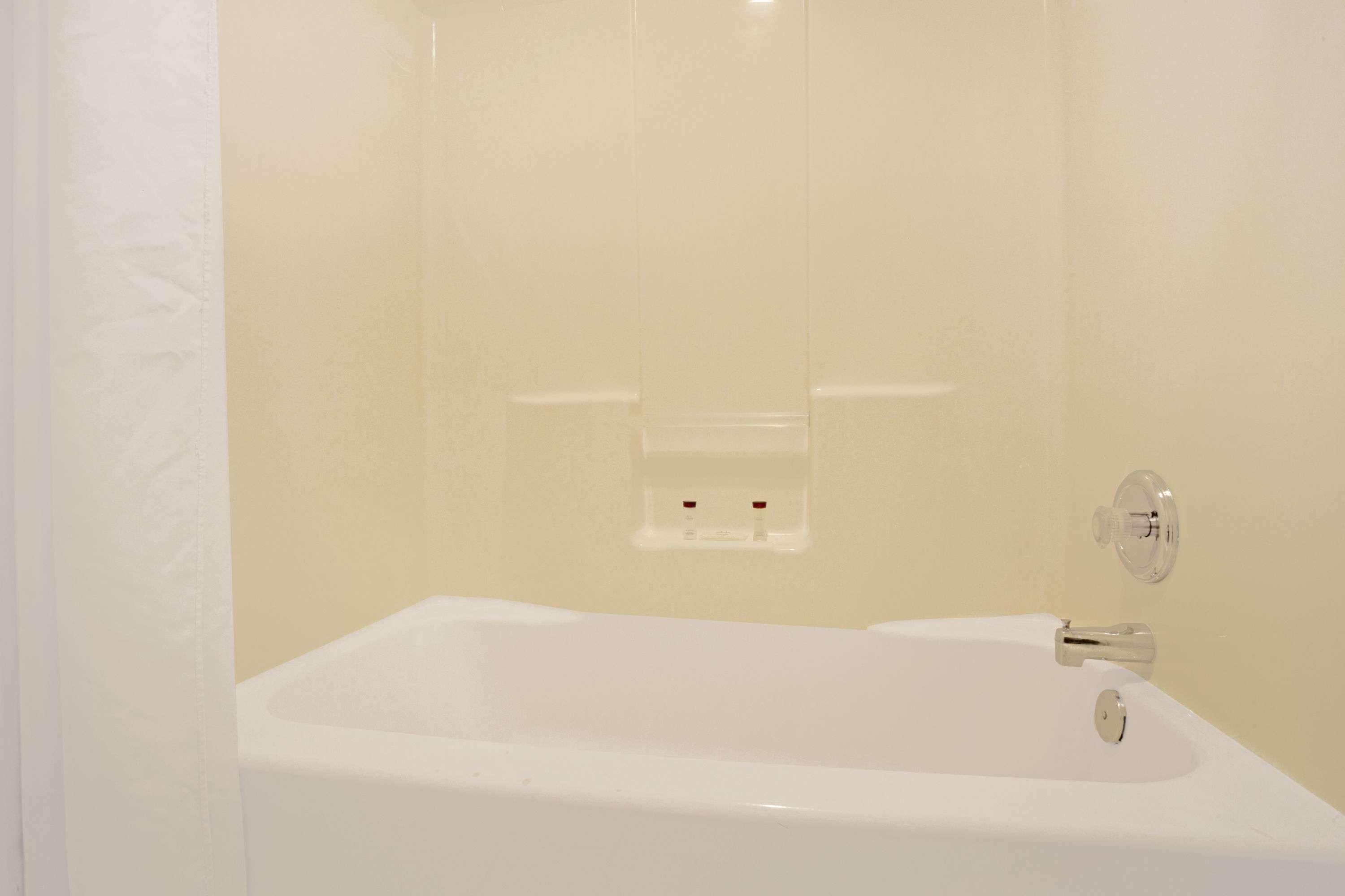 รามาดา บาย วินด์แฮม เดรเพอร์ Hotel เดรเปอร์ ภายนอก รูปภาพ