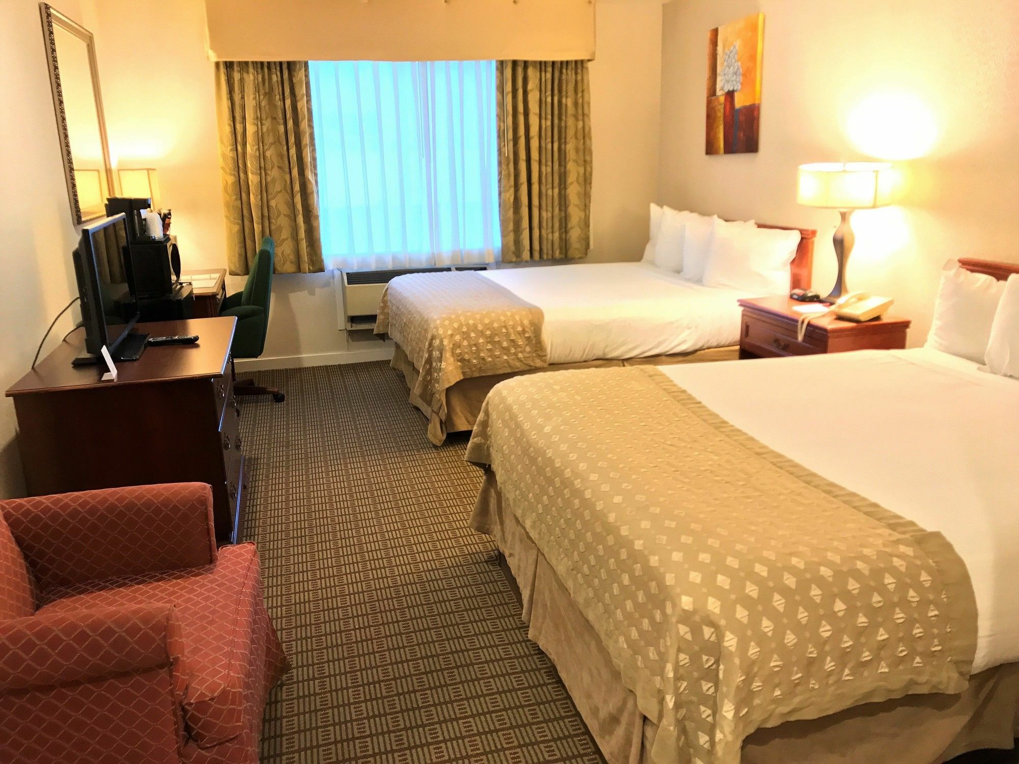 รามาดา บาย วินด์แฮม เดรเพอร์ Hotel เดรเปอร์ ภายนอก รูปภาพ