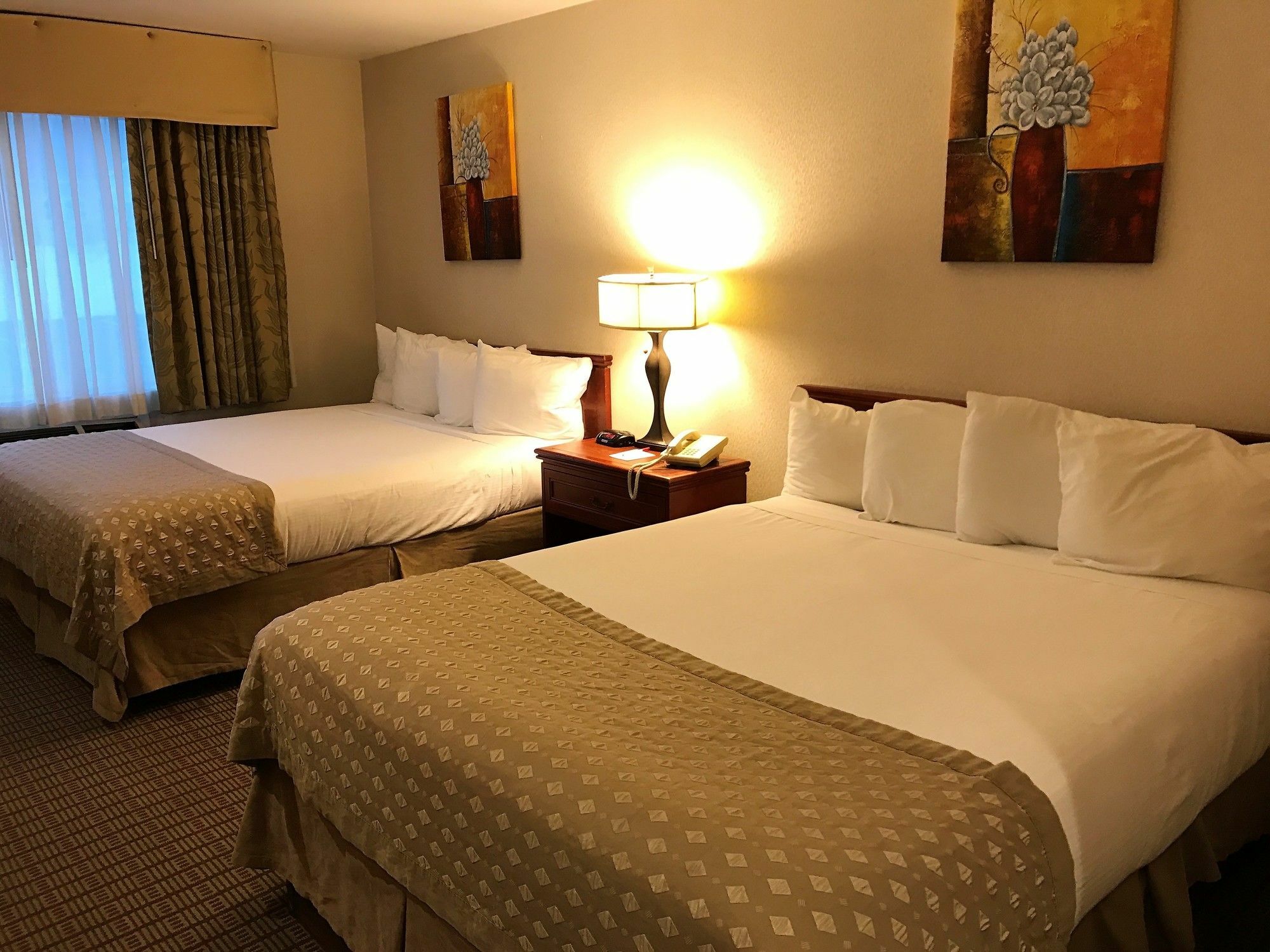 รามาดา บาย วินด์แฮม เดรเพอร์ Hotel เดรเปอร์ ภายนอก รูปภาพ